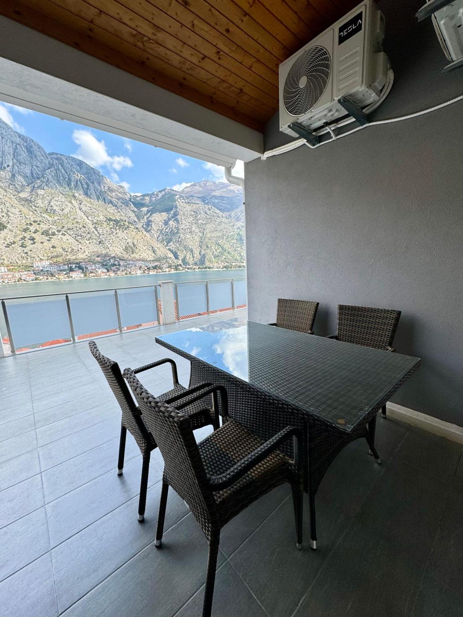 Apartments Seaview Estate Radovic Kotor Luaran gambar