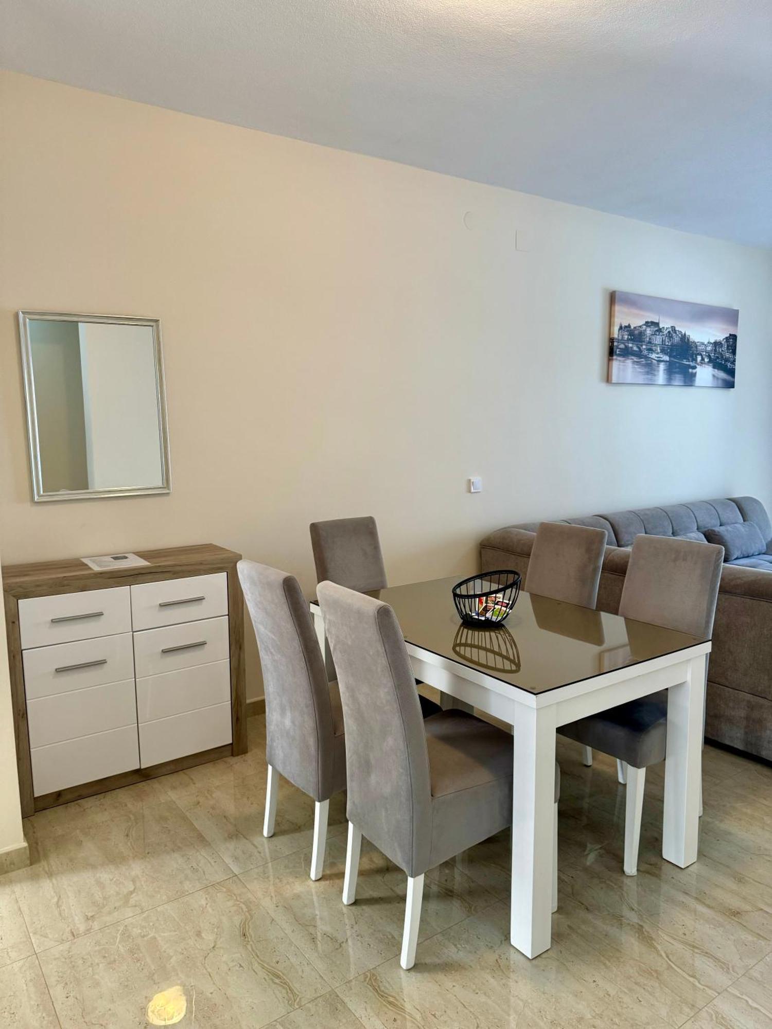 Apartments Seaview Estate Radovic Kotor Bilik gambar