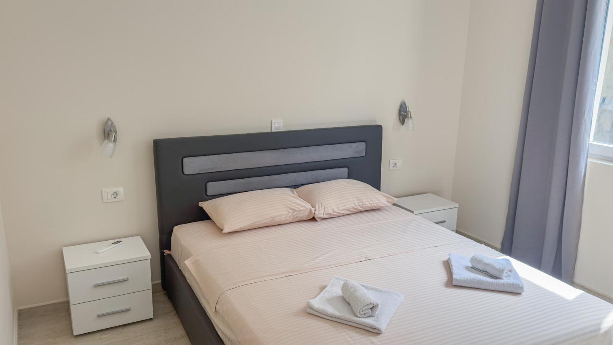Apartments Seaview Estate Radovic Kotor Bilik gambar